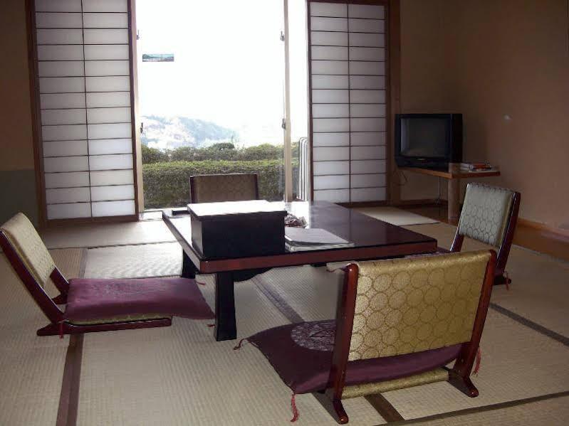 Ohito Hotel Izunokuni Esterno foto